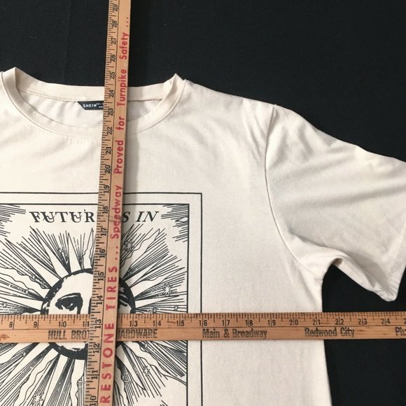 #81 Shein Future Is IN your Hands XVIIII Graphic Mens T-shirt Size large - Picture 5 of 9